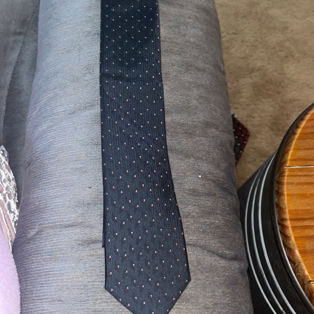 Mens J Ferrar navy red white tie